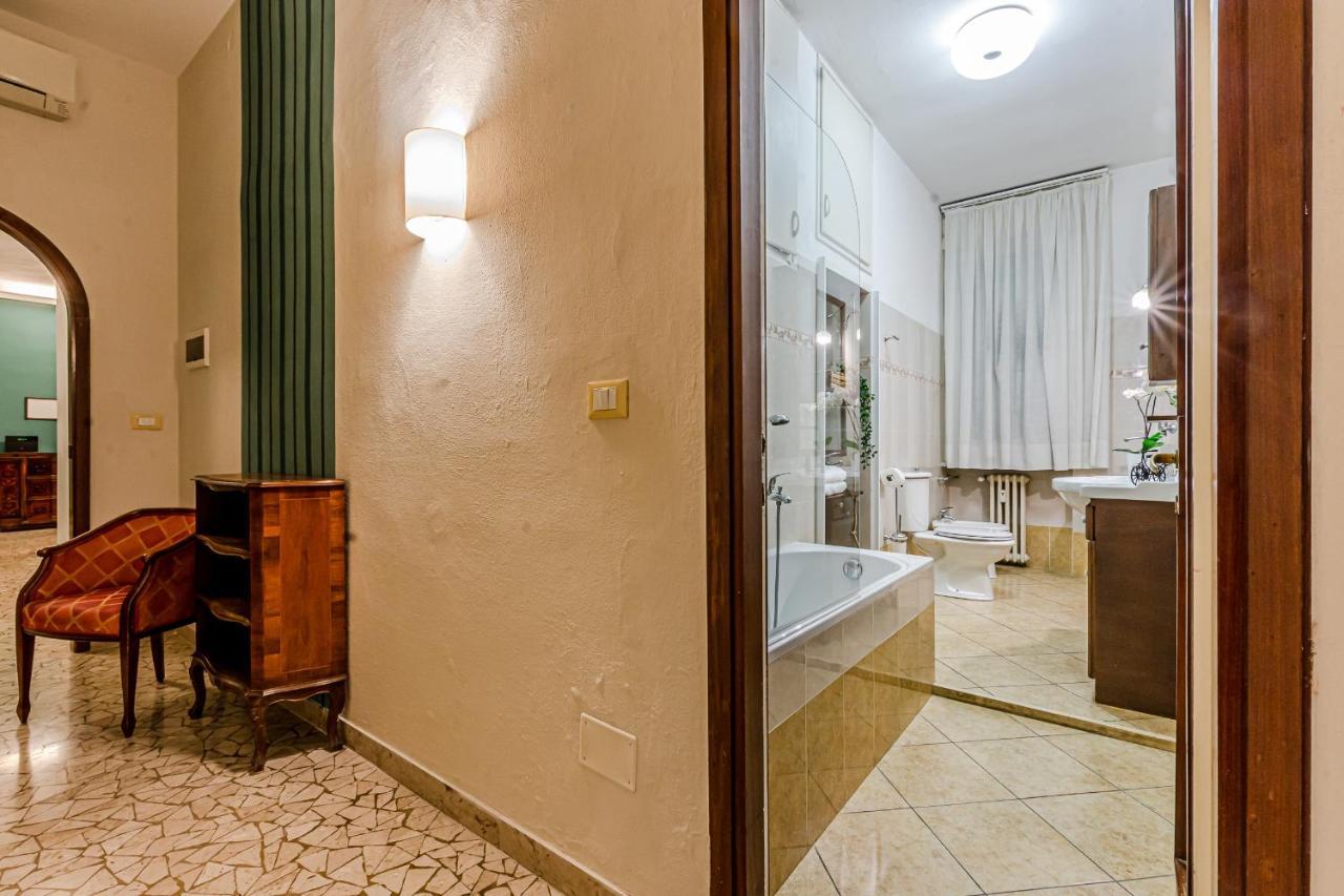 Frank'S And Art Love Apartments Livorno Exterior photo