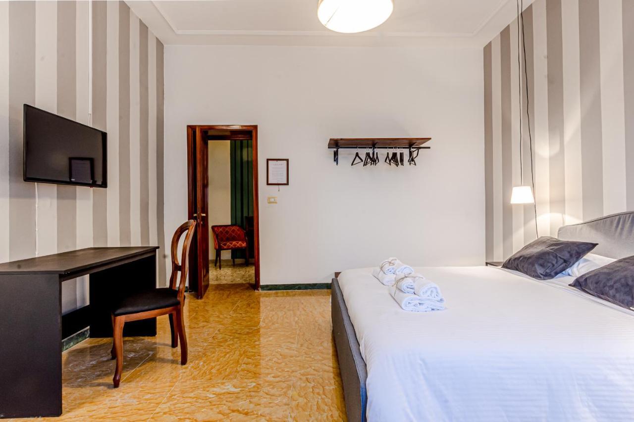 Frank'S And Art Love Apartments Livorno Exterior photo