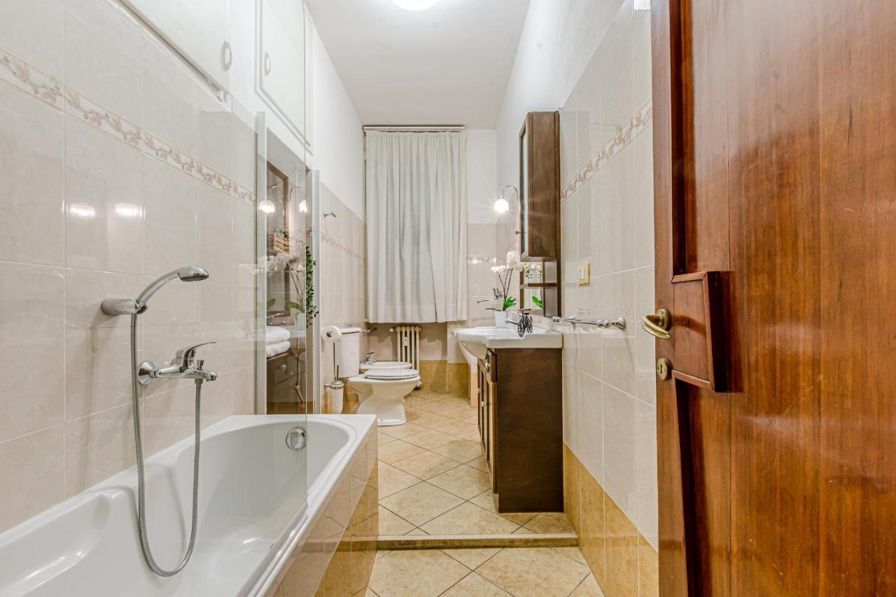 Frank'S And Art Love Apartments Livorno Exterior photo