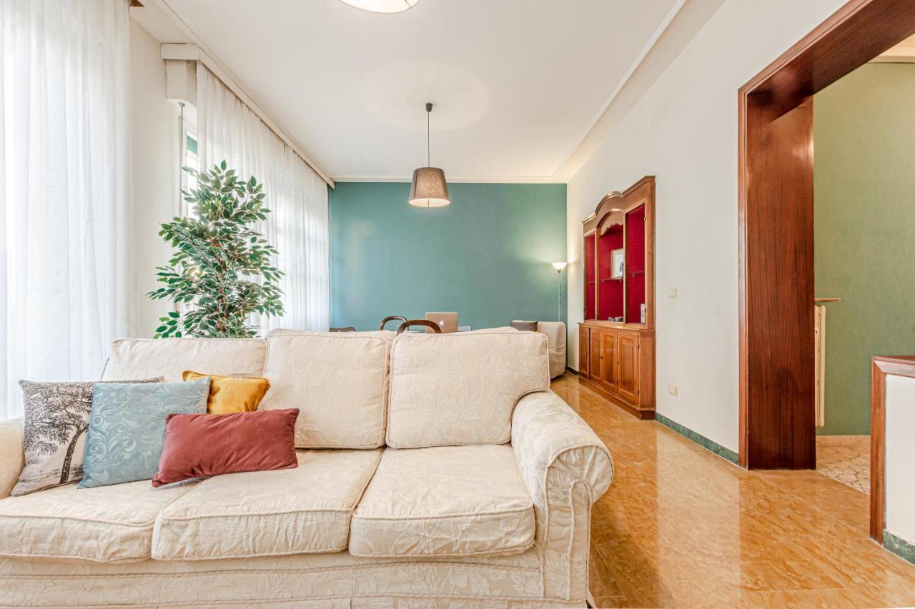 Frank'S And Art Love Apartments Livorno Exterior photo